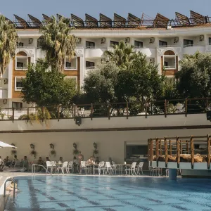 Hotel Castival Side