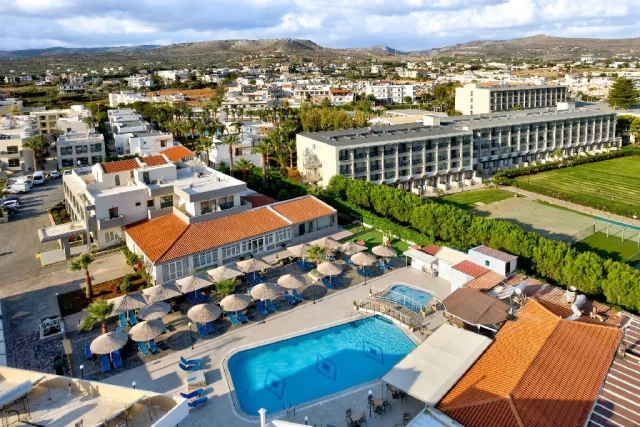 Kalia Beach (R)