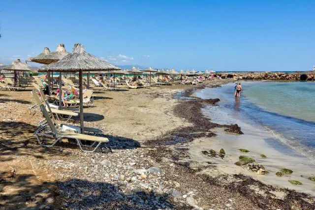 Kalia Beach (R)