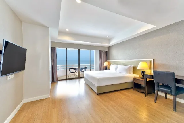 D Varee Jomtien Beach
