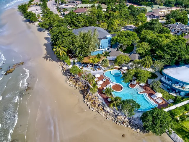 Mercure Rayong Lomtalay Villas and Resort - Rayong