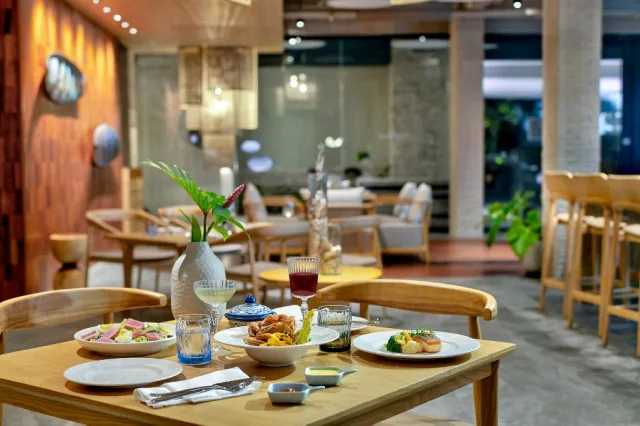 Mercure Rayong Lomtalay Villas and Resort