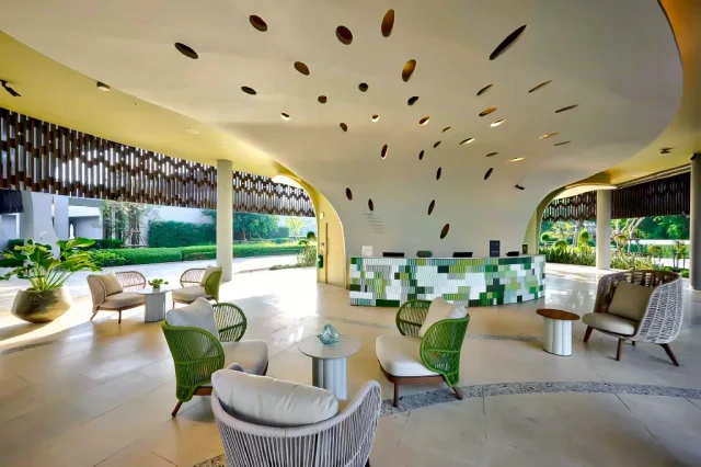 Mercure Rayong Lomtalay Villas and Resort