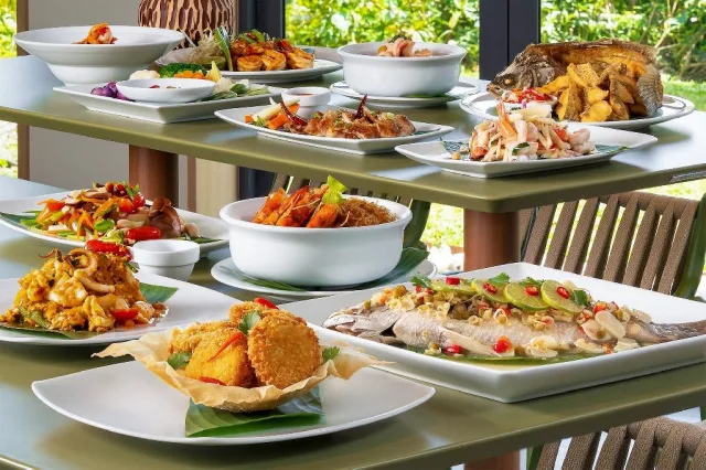 Mercure Rayong Lomtalay Villas and Resort