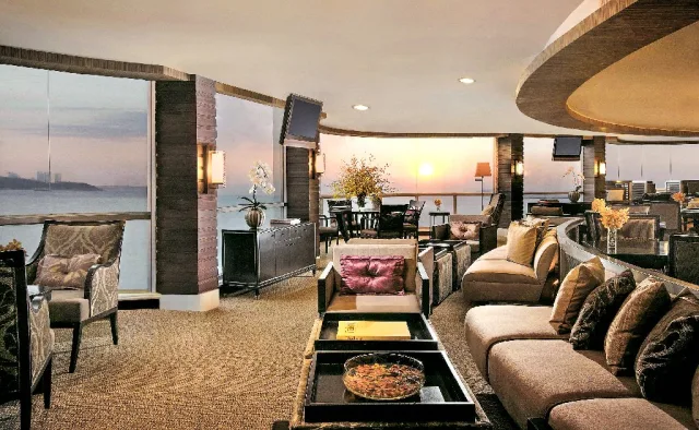 Dusit Thani Pattaya