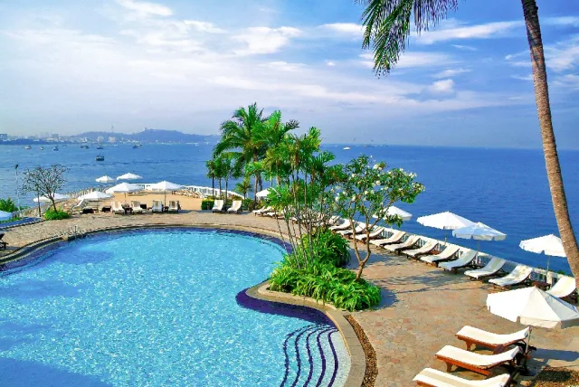 Dusit Thani Pattaya
