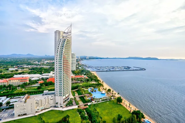 Movenpick Siam Hotel Na Jomtien Pattaya - Jomtien
