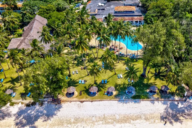 Diani Sea Lodge - Mombasa