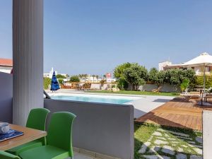 Banana Moon Boutique Hotel