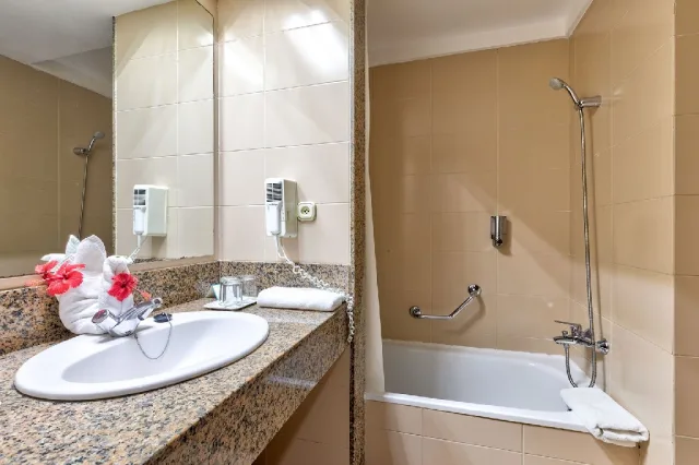 Playa Bachata Resort