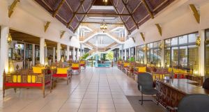 Travellers Beach Hotel & Club