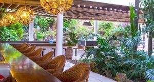 Travellers Beach Hotel & Club