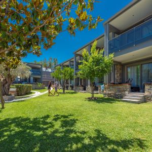 Dionysos Hotel and Suites
