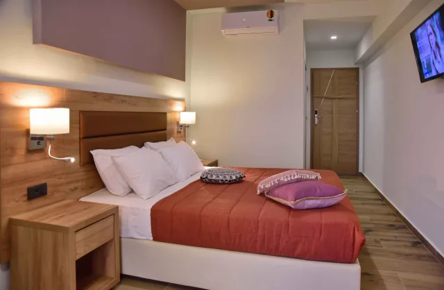 Dionisos Hotel