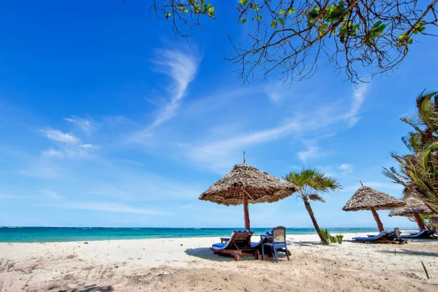 Jacaranda Indian Ocean Beach Resort