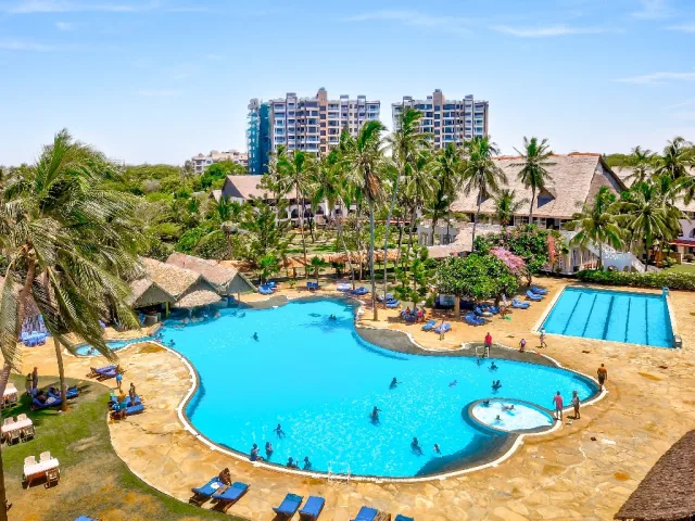 Reef Hotel