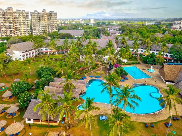 Reef Hotel