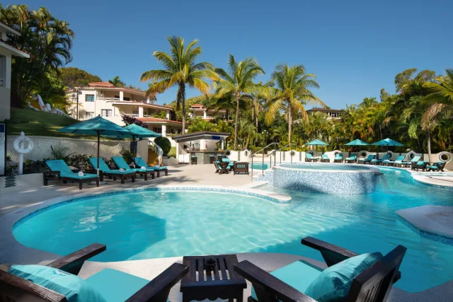 Lifestyle Crown Residence Suites