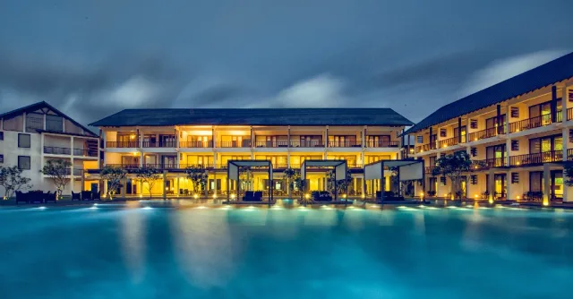 Suriya Luxury Resort