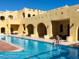 ROMANCE REGENCY CLUB