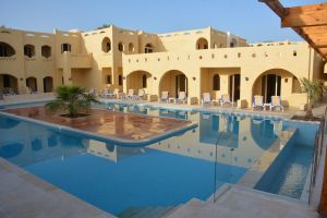 ROMANCE REGENCY CLUB