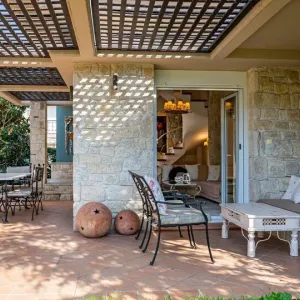 Emily’s Luxury Suites