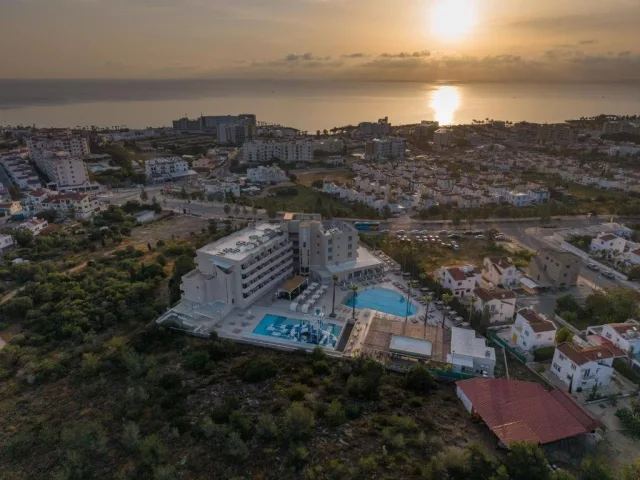 TOXOTIS HOTEL APTS - Protaras