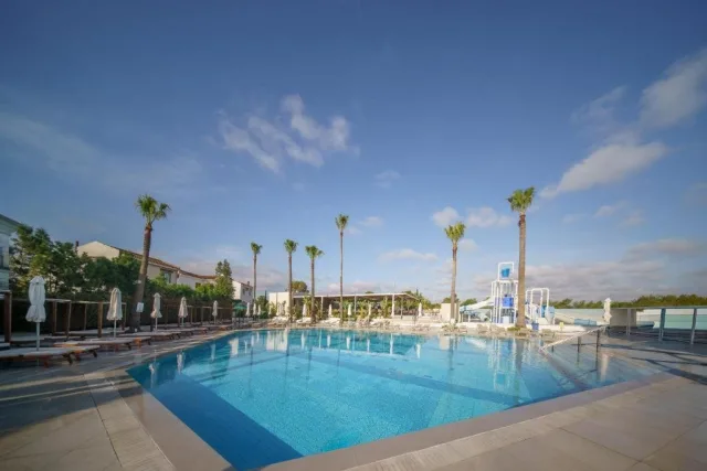 TOXOTIS HOTEL APTS