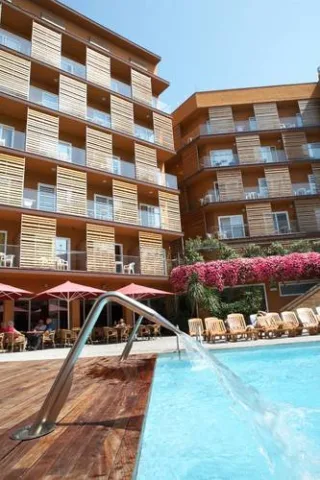 Alegria Plaza Paris (Lloret de Mar)