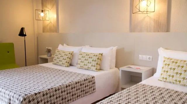 Alegria Plaza Paris (Lloret de Mar)