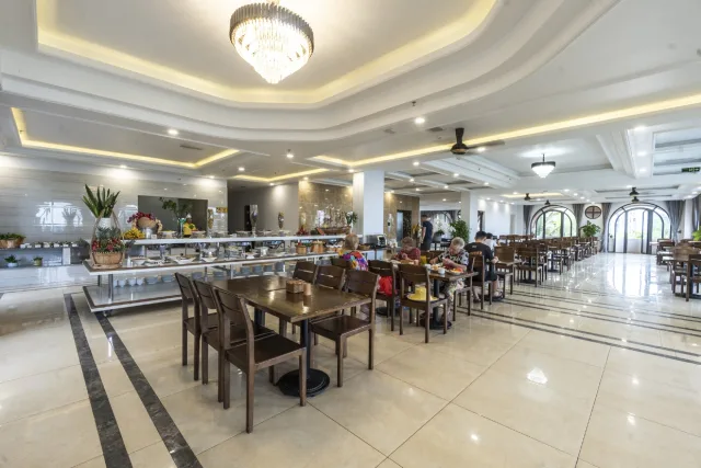 MARIS HOTEL