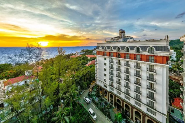 Aquasun Hotel Phu Quoc - Khu Pho