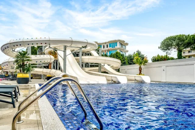 Bonita Luxury Hotel