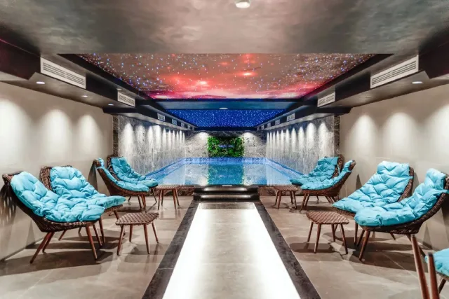 Pinea Resort and Spa
