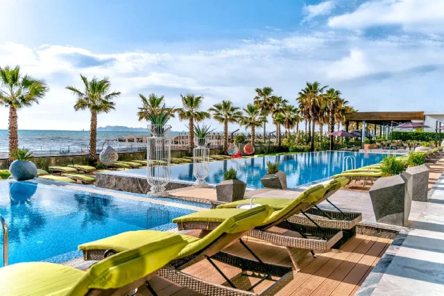 Pinea Resort and Spa