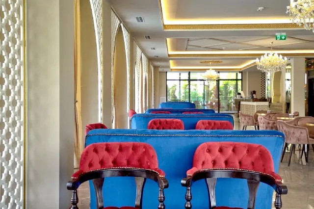 Sunrise Premium Hotel