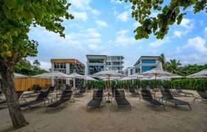 Hotel The Beachfront Phuket