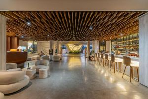 La Green Hotel & Residence