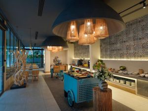 La Green Hotel & Residence