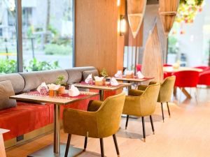 La Green Hotel & Residence