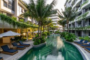 La Green Hotel & Residence