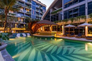 La Green Hotel & Residence