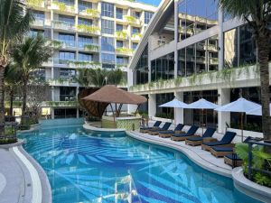 La Green Hotel & Residence