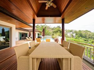 Villa Tantawan Resort - Private Pool Villas