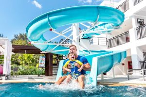 Holiday Inn Phuket Karon Beach Resort