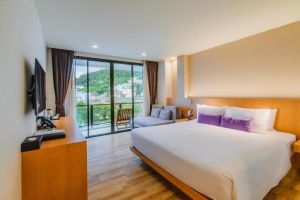 Hotel The Lunar Patong
