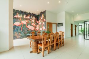 Hotel The Lunar Patong