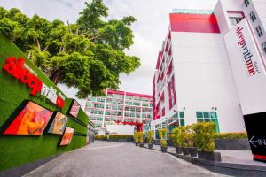 HOTEL SLEEP WITH ME design hotel @ patong