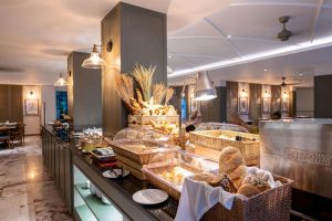 Sawaddi Patong Resort & Spa by Tolani