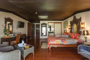 Tropica Bungalow Beach Hotel